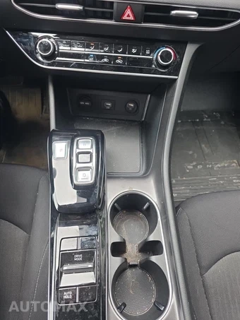 2023 Hyundai Sonata SE - miniatura 23