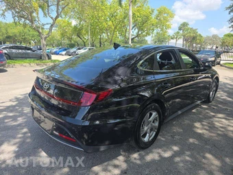 2023 Hyundai Sonata SE – miniatura 2
