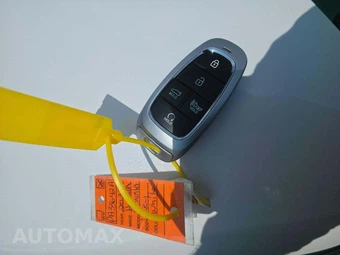2023 Hyundai Sonata SEL - miniatura 8