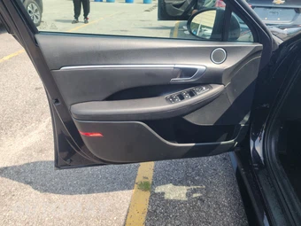 2023 Hyundai Sonata SEL – miniatura 9