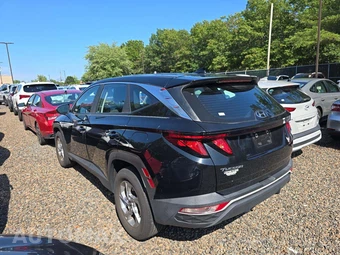 2023 Hyundai Tucson SE - miniatura 2