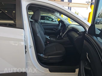 2023 Hyundai Tucson SE - miniatura 8