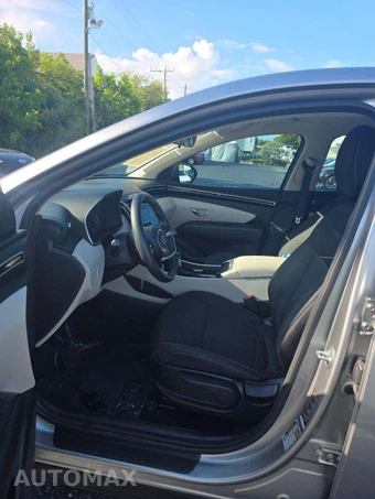2023 Hyundai Tucson SE - miniatura 3