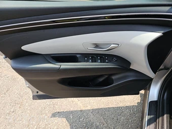 2023 Hyundai Tucson SEL - miniatura 9