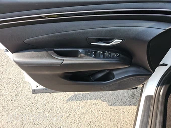 2023 Hyundai Tucson SEL - miniatura 9