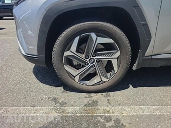 2023 Hyundai Tucson SEL - miniatura 17