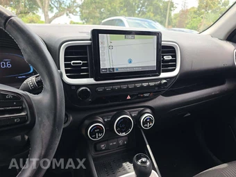 2023 Hyundai Venue Limited – miniatura 10