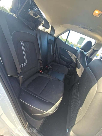 2023 Hyundai Venue Limited – miniatura 16