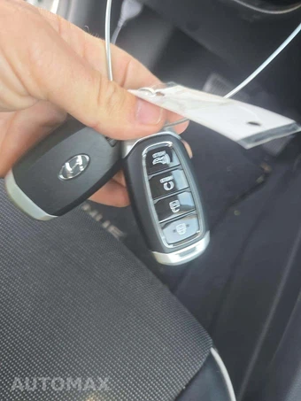2023 Hyundai Venue Limited – miniatura 8