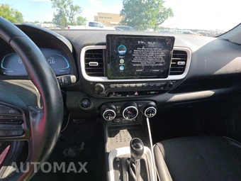 2023 Hyundai Venue Limited – miniatura 11