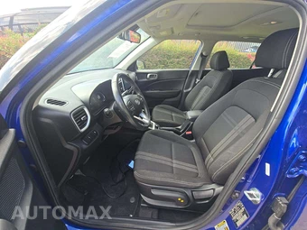 2023 Hyundai Venue SEL – miniatura 3
