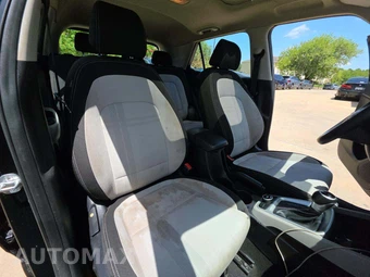 2023 Hyundai Venue SEL - miniatura 18