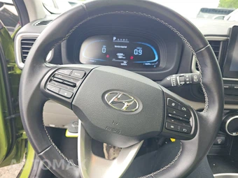 2023 Hyundai Venue SEL – miniatura 10