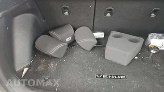 2023 Hyundai Venue SEL – miniatura 18