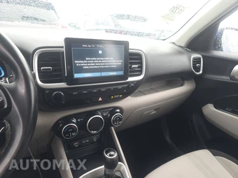 2023 Hyundai Venue SEL – miniatura 6