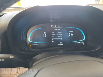 2023 Hyundai Venue SEL - miniatura 12