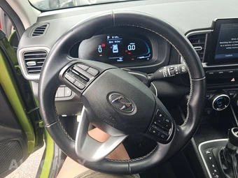 2023 Hyundai Venue SEL – miniatura 10