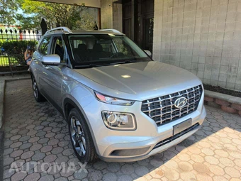 2023 Hyundai Venue SEL - miniatura 4