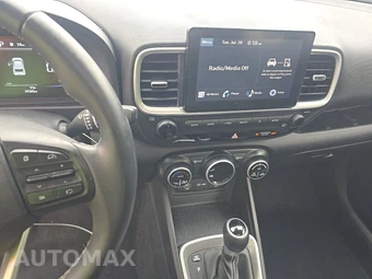 2023 Hyundai Venue SEL – miniatura 11