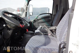 2023 Isuzu NPR HD Base Low Tilt – miniatura 5