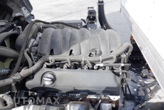 2023 Isuzu NPR HD Base Low Tilt – miniatura 9