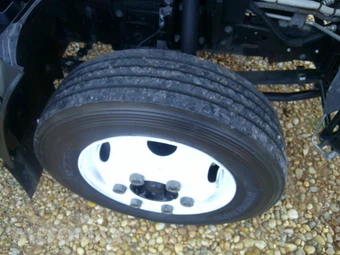 2023 Isuzu NPR HD Base Low Tilt - miniatura 27