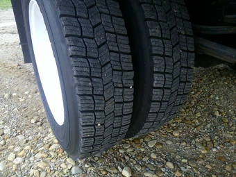 2023 Isuzu NPR HD Base Low Tilt - miniatura 28