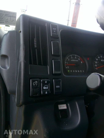 2023 Isuzu NPR HD Base Low Tilt - miniatura 35