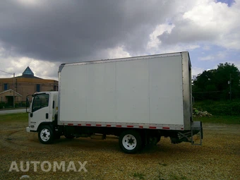 2023 Isuzu NPR HD Base Low Tilt - miniatura 8
