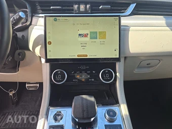 2023 Jaguar F-PACE R-Dynamic S – miniatura 11