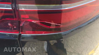 2023 Jaguar F-PACE S – miniatura 18