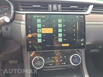 2023 Jaguar F-PACE S – miniatura 10