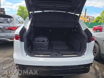 2023 Jaguar F-PACE S – miniatura 14