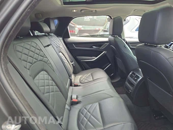 2023 Jaguar F-PACE S – miniatura 16