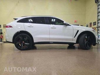 2023 Jaguar F-PACE SVR – miniatura 4