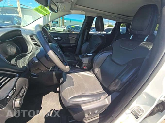 2023 Jeep Cherokee Altitude - miniatura 6