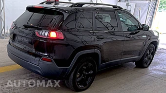 2023 Jeep Cherokee Altitude Lux - miniatura 4
