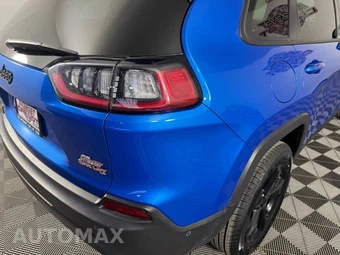 2023 Jeep Cherokee Altitude Lux - miniatura 29