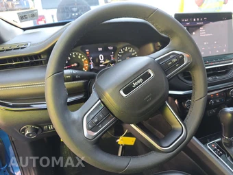 2023 Jeep Compass Altitude - miniatura 10