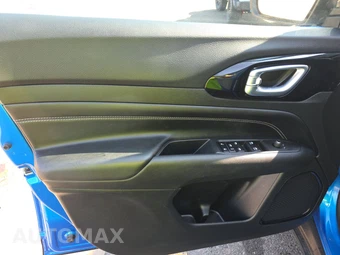 2023 Jeep Compass Altitude - miniatura 9