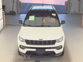 2023 Jeep Compass Altitude - miniatura 2