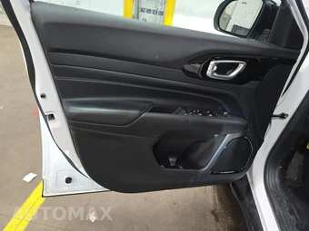 2023 Jeep Compass Altitude - miniatura 9