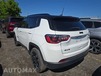 2023 Jeep Compass Altitude - miniatura 6