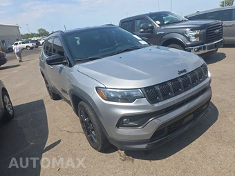 2023 Jeep Compass Altitude - miniatura 3