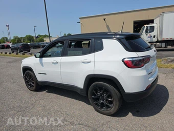 2023 Jeep Compass Altitude - miniatura 2