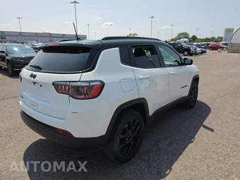 2023 Jeep Compass Altitude - miniatura 3