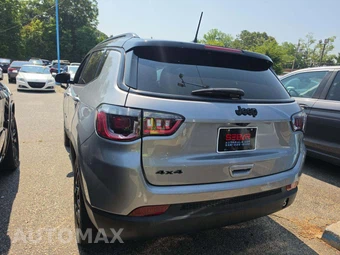 2023 Jeep Compass Altitude - miniatura 2