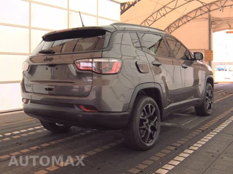 2023 Jeep Compass Altitude - miniatura 4