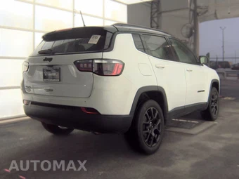 2023 Jeep Compass Altitude - miniatura 4