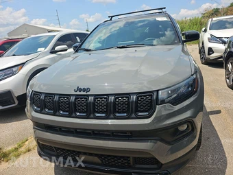2023 Jeep Compass Altitude - miniatura 2